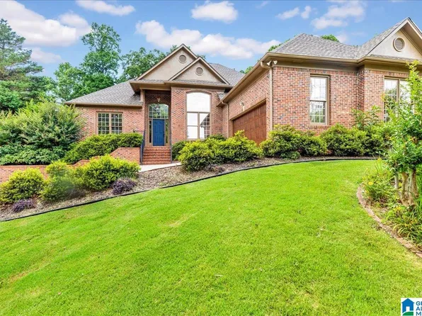 161 Essex Dr, Sterrett, AL 35147