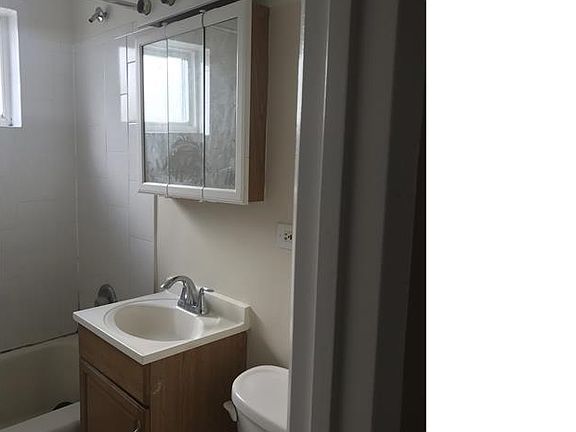 3rd image of 2004 S 5th Ave APT 1N