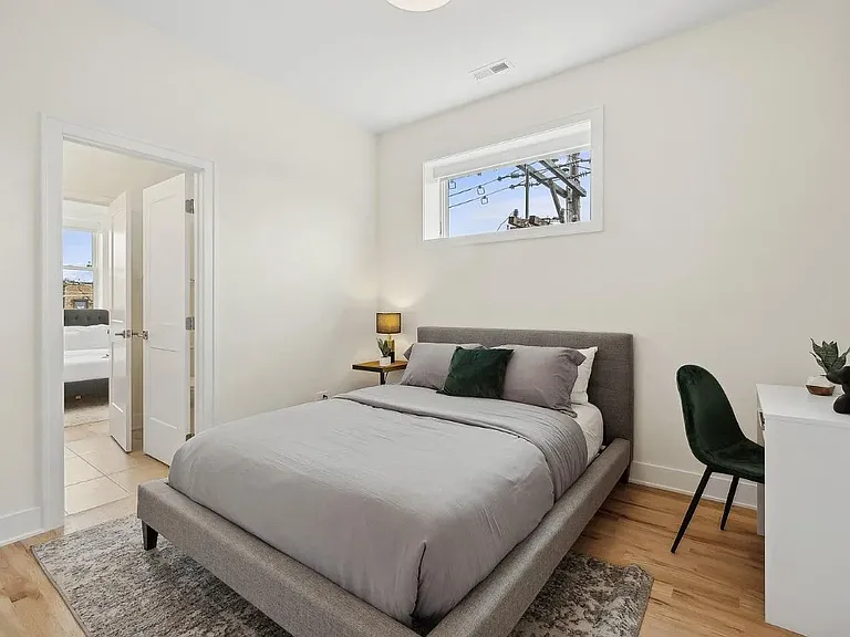 3615 N Wilton Ave #PENTHOUSE — Photo 11