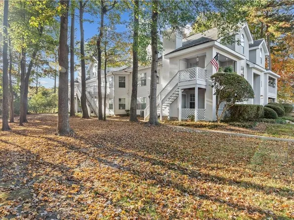 724 Inlet Quay APT D, Chesapeake, VA 23320