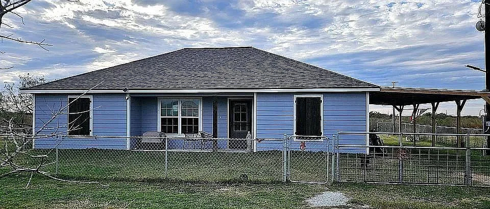 98 Dog Fish Dr