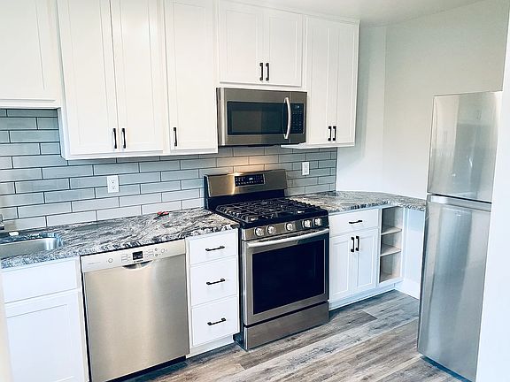 2nd image of 1601 Waltham Rd