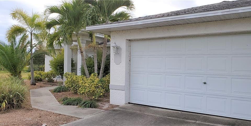 1st image of 3826 SW 5th Ave