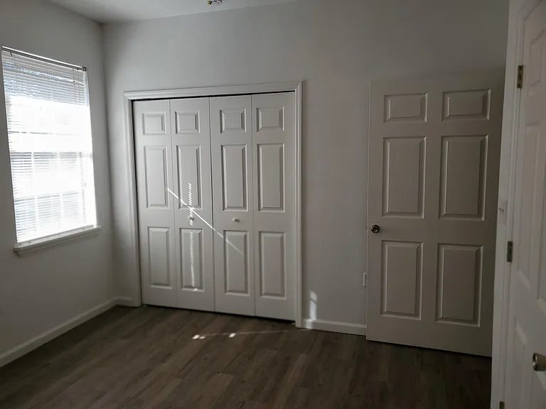 Upstairs Bedroom #2
