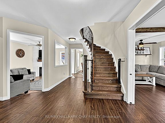 5th image of 121 Taylor Dr