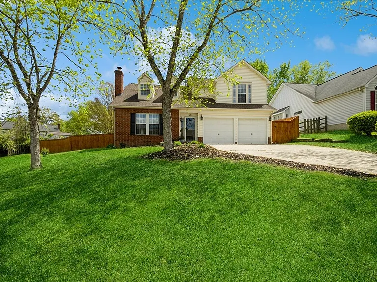 9430 Cantle Dr — Photo 1