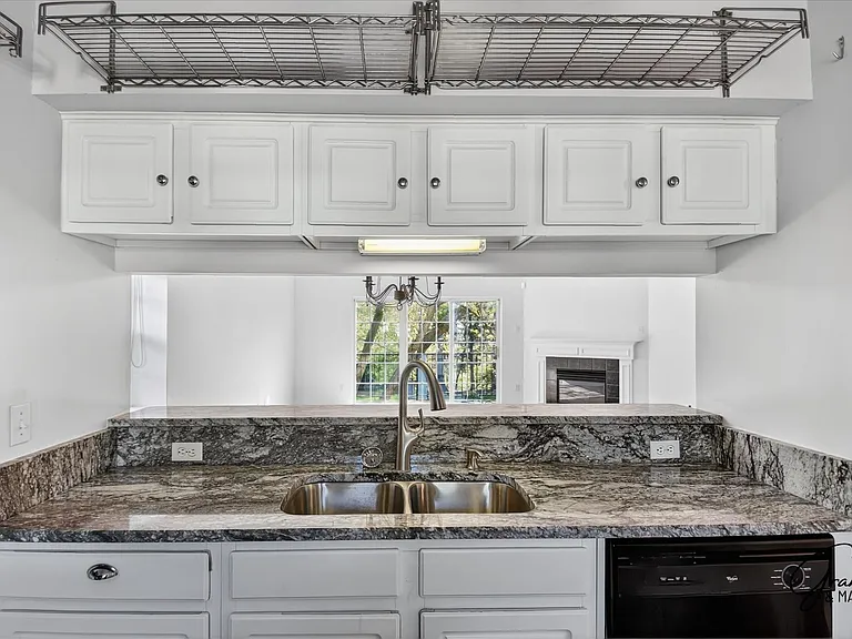 1348 Village Dr — Photo 12