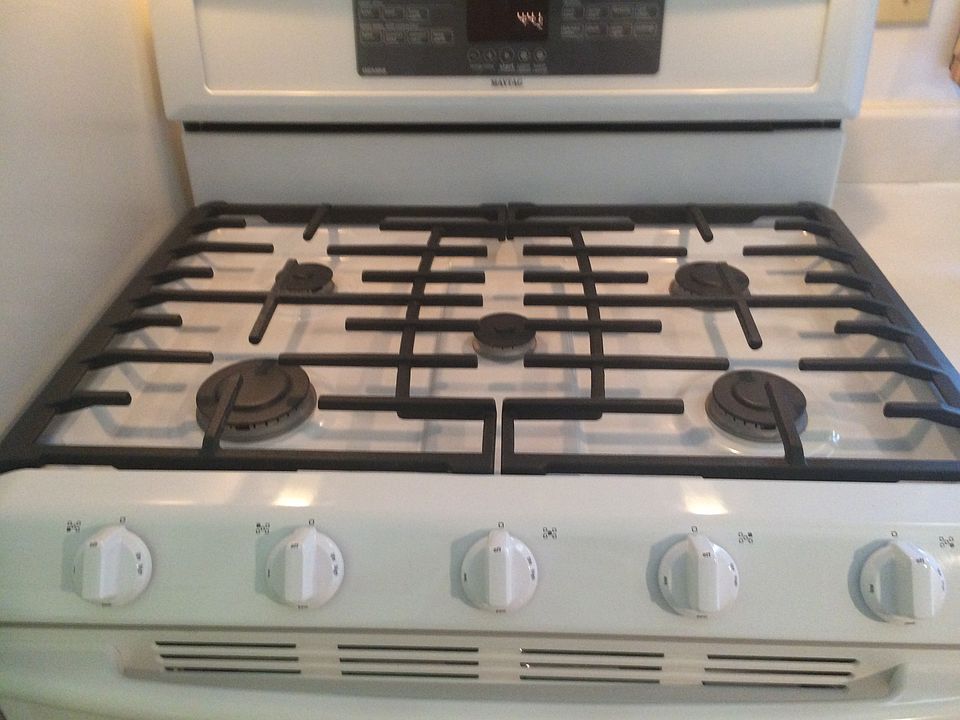 Newer Gas Range
