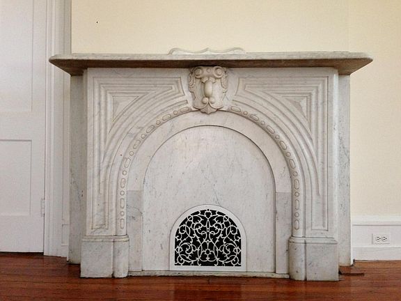 5th image of 819 N Harrison St APT 2