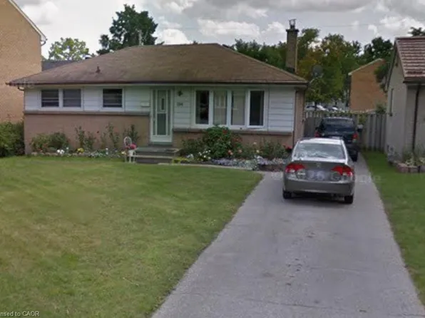 104 Queenston Cres, London, ON N5W 1N6