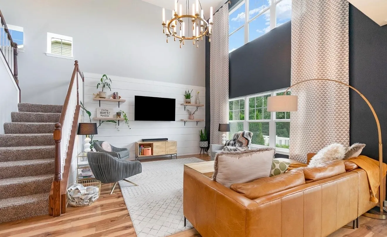 4 bed, 2437 sqft, $4,200 — Photo 3