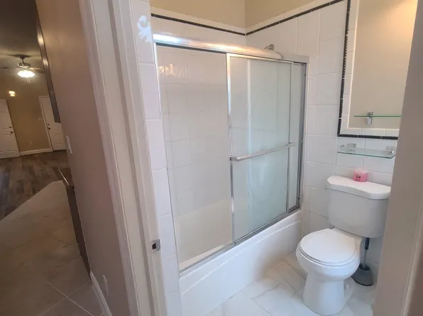 99 Booraem Avenue image 10 of 13