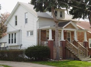 15216 Maplewood St, Eastpointe, MI 48021