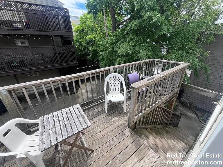 216 Freeman St — Photo 15