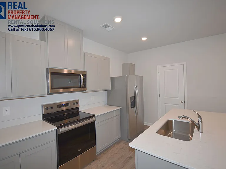 4206 Oswin Dr — Photo 5