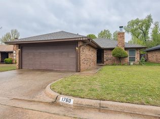 1760 Lionsgate Cir, Bethany, OK 73008