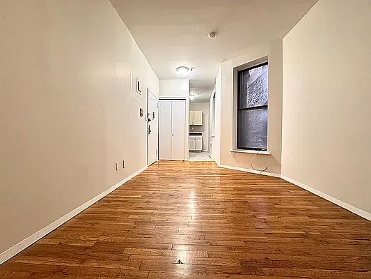3rd image of 951 Amsterdam Ave APT 3B