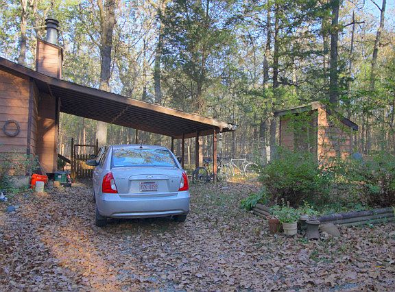 3rd image of 1819 Ivey Rd