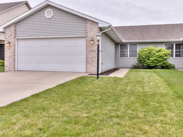 1312 Cobblestone Way, Champaign, IL 61822
