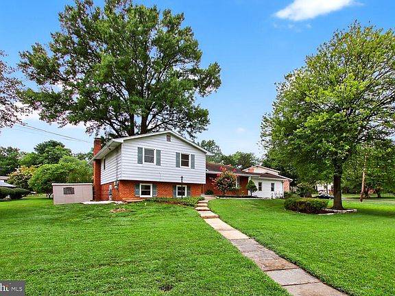 2nd image of 11704 Greenlane Dr