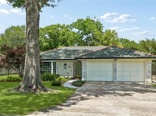 8913 Hermitage Pl, River Ridge, LA 70123