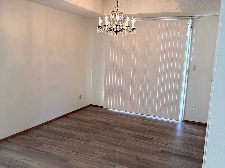7367 Farm Dale Way — Photo 9