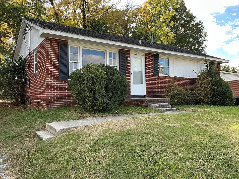 1306 Twain Rd