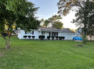 120 W North St, Oakland, IL