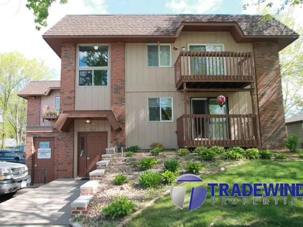 942 Main St NW APT 200, Elk River, MN 55330