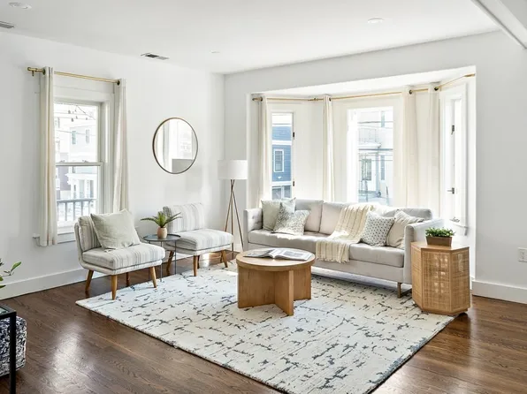 333 Savin Hill Ave Unit 2, Dorchester, MA 02125