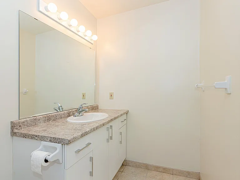 700 Cambrian Heights Dr — Photo 16