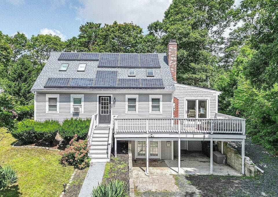 1st image of 35 Pinecrest Avenue