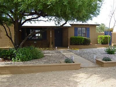 Freshly painted exterior on this central charmer!