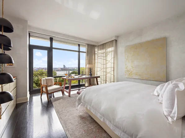 170 East End Avenue image 22 of 33