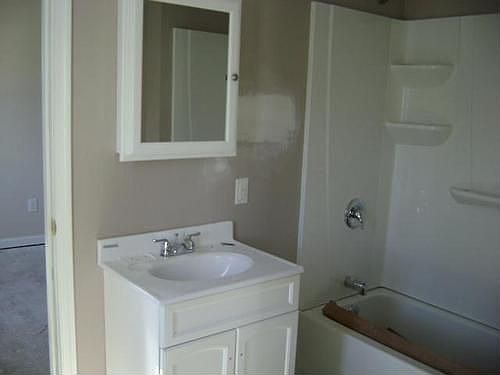 5th image of 311 E Wyoming Ave