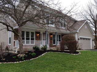 1145 Willoby Ln, Elgin, IL 60120