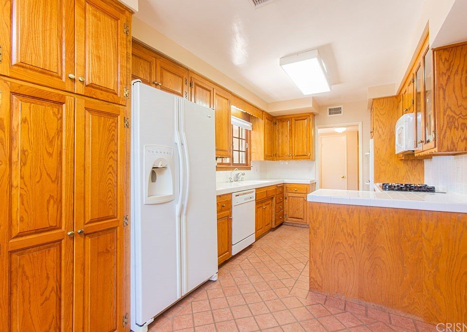 1st image of 8400 Moorcroft Ave