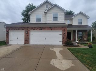 6819 N Galveston Dr, McCordsville, IN 46055
