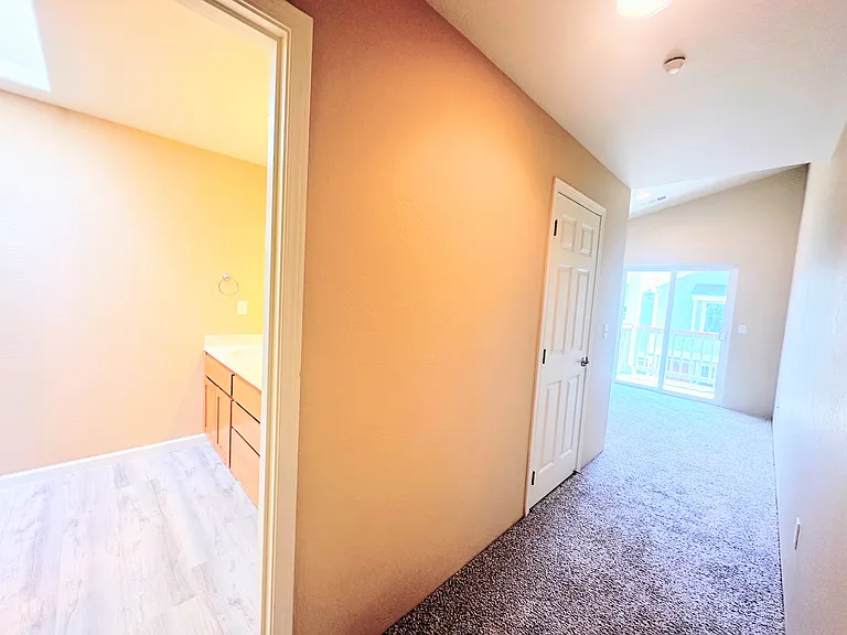 732 Normal Ave — Photo 18