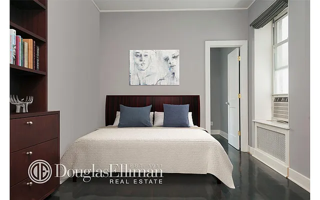 Sold by Douglas Elliman | media 13