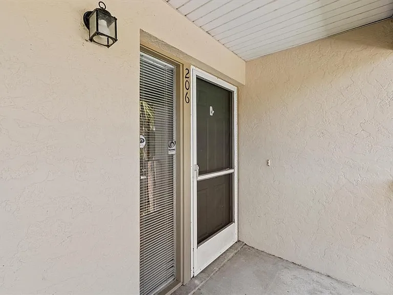 841 Waterside Dr #206 — Photo 8