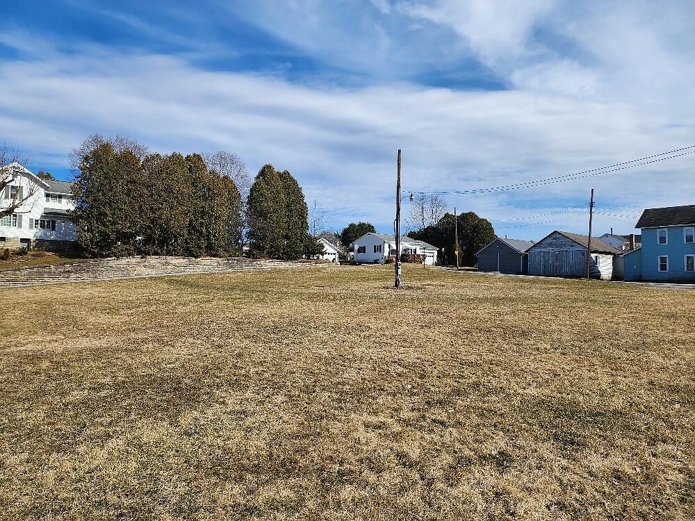 412 Susquehanna Ave, Curwensville, PA 16833 MLS 068396 Zillow