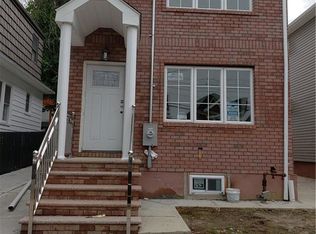 817 Hollywood Ave, Bronx, NY 10465