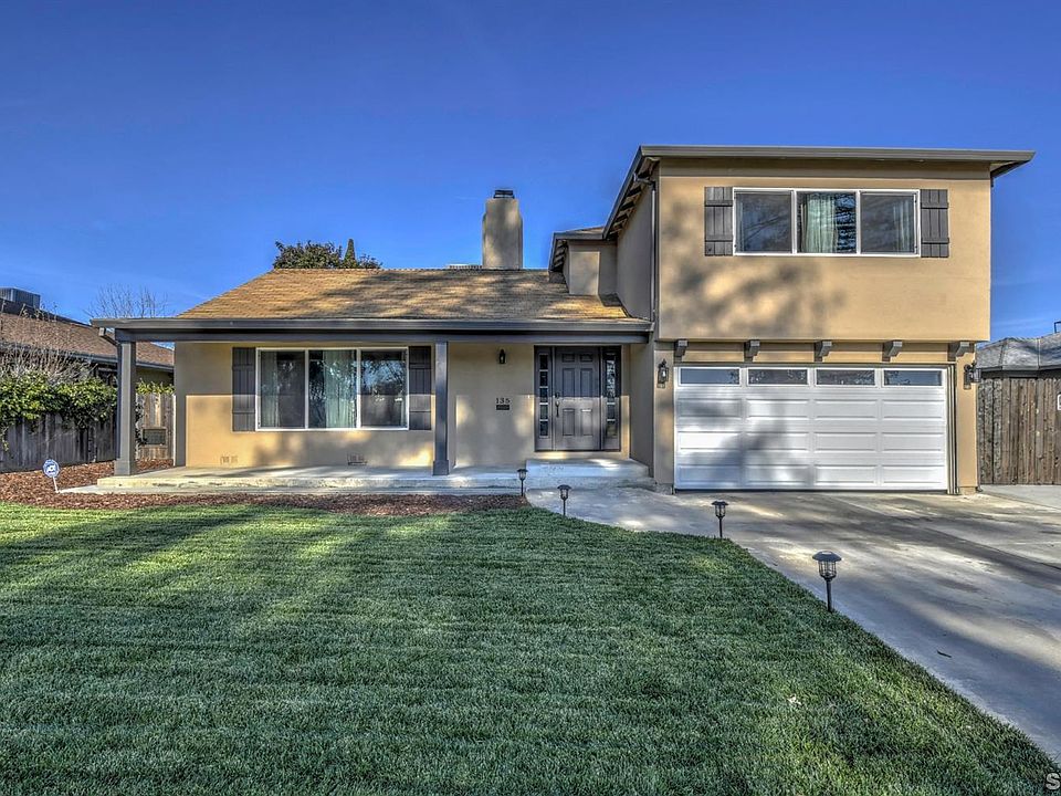 1st image of 135 Rideout Way
