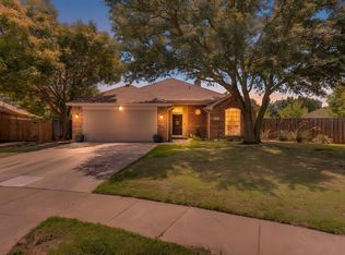 112 Bullava Ct, Crowley, TX 76036
