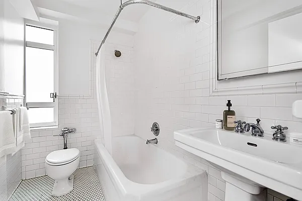 Rented by Central Park South Associates | media 13