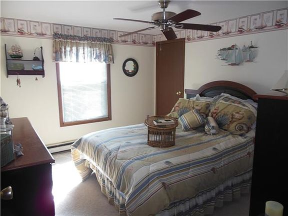 4th image of 35603 Sussex Ln #15596