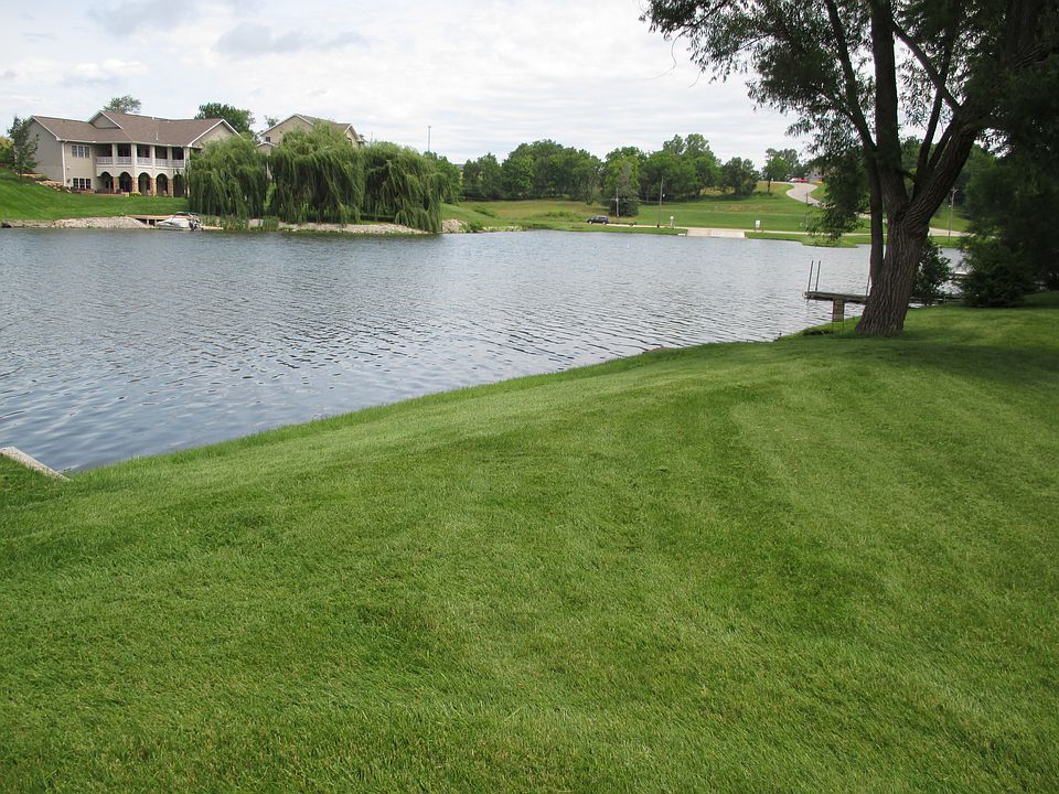 2nd image of 108 Valley View Drive