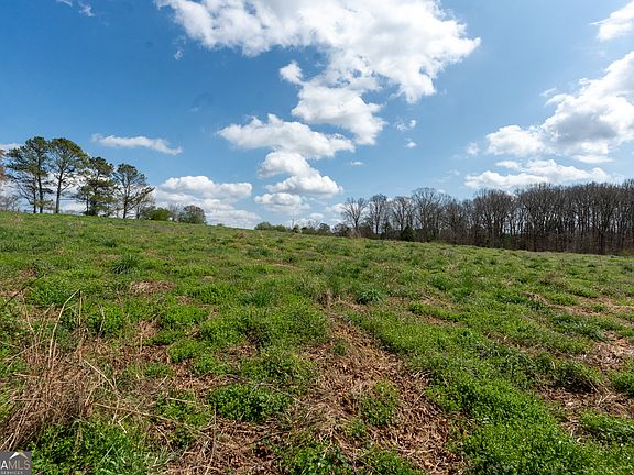 3rd image of 13 W L Williams Rd