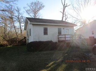 717 Dawson St, Elizabeth City, NC 27909
